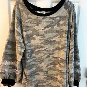 Haptics Camo long Sleeve